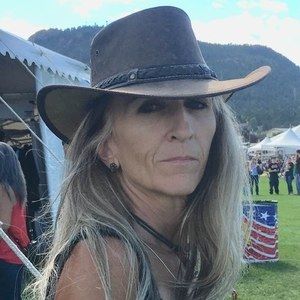 Meet your Posher, Robin